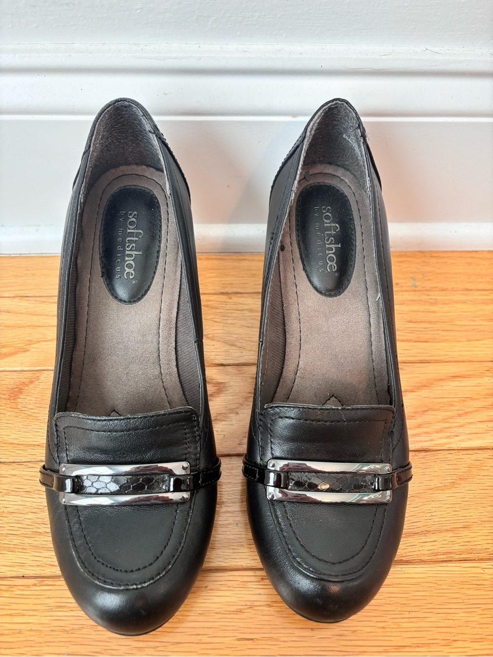 SoftShoe by Medicus Melissa Black Comfort Heels Pumps Women’s 7M Silver Accent - Picture 2 of 13